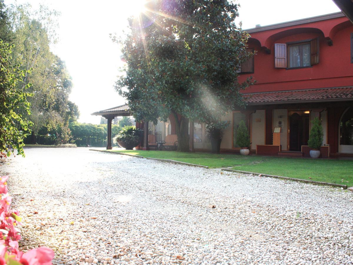 Hotel La Primula San Quirino Экстерьер фото